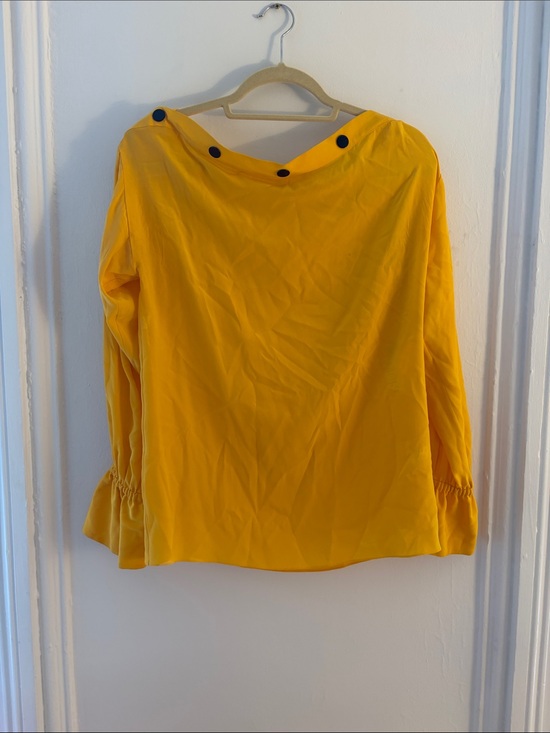 Emilio Pucci Tops - PUCCI BOATNECK TOP ! Vintage. Yellow, grommets. Size 34